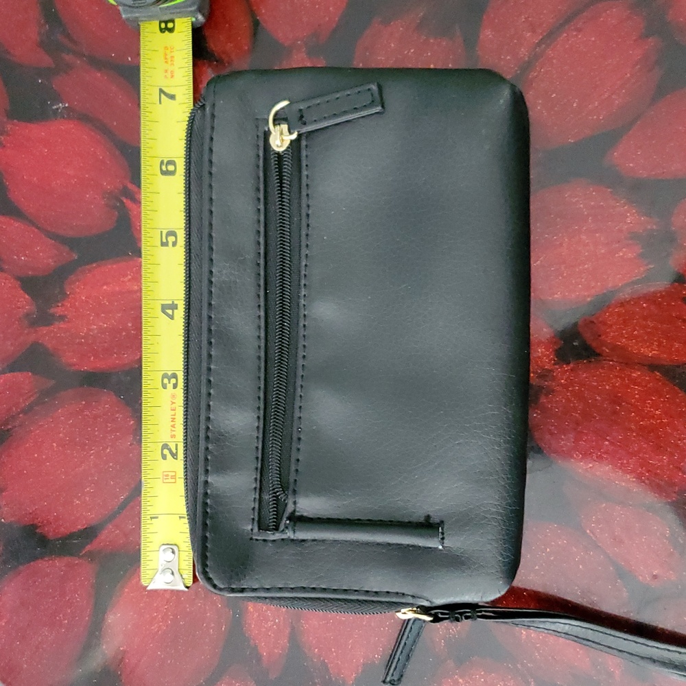 Black wallet